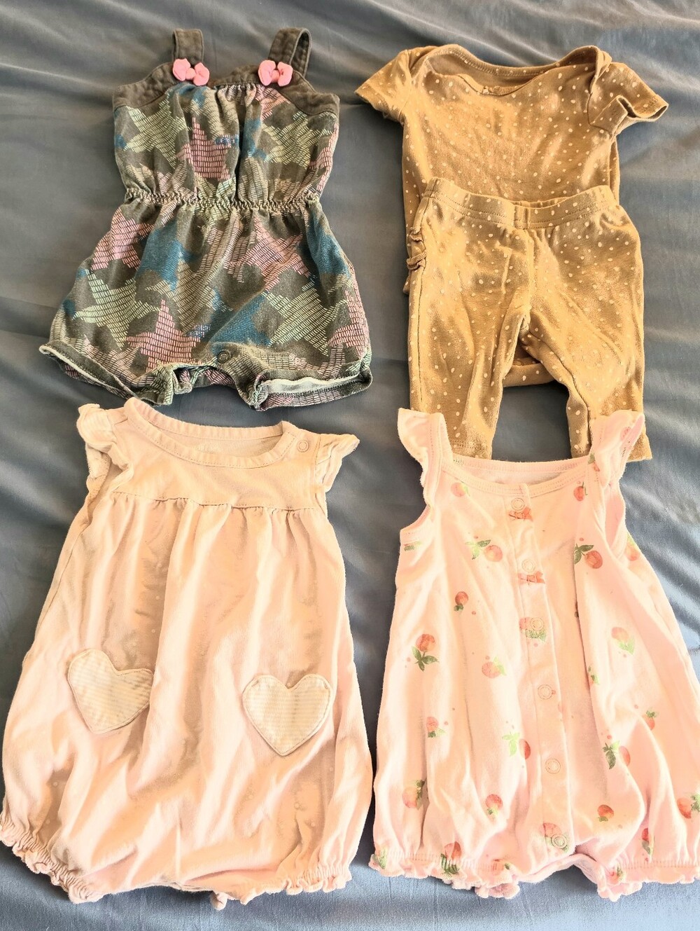 Baby Girl Bundle (Lot of 4) Summer Outfits Carter's Circo Size 0-3 Months